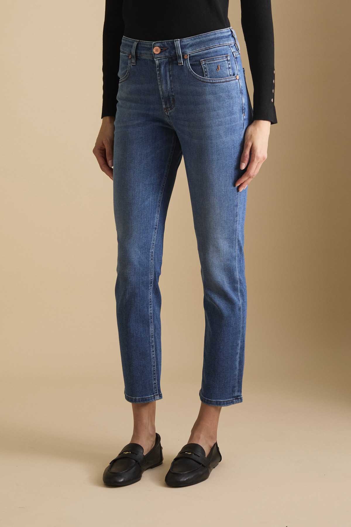 AI24JDPPA304JACQUE001_DENI024_D047_104