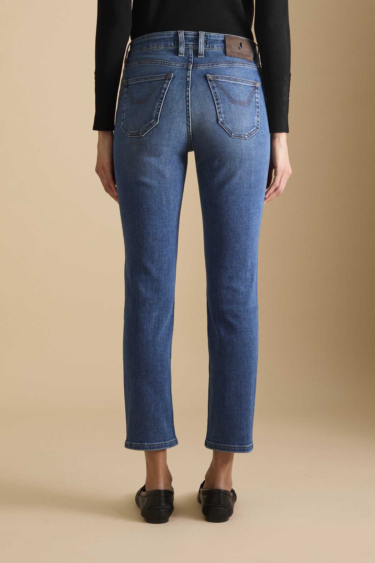 AI24JDPPA304JACQUE001_DENI024_D047_111