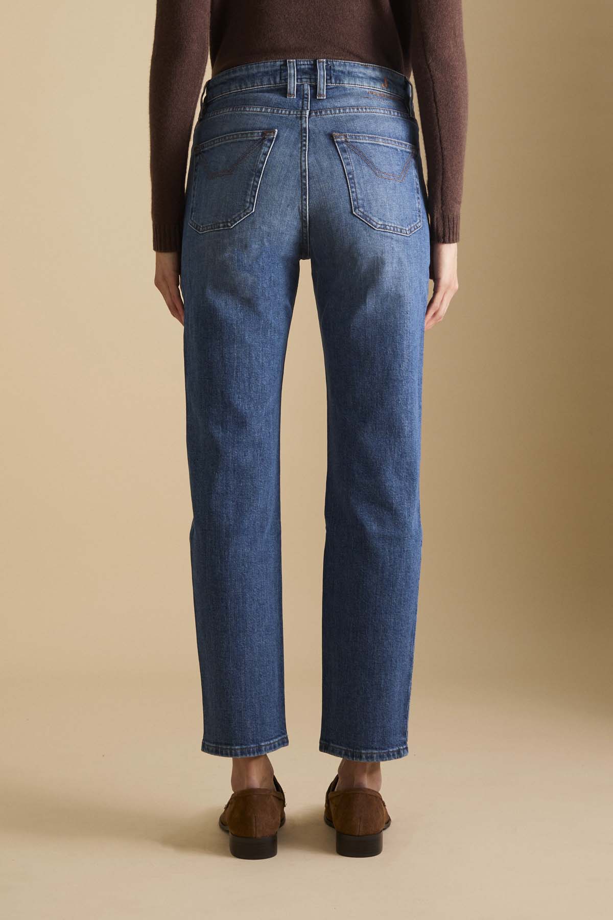 AI24JDPPA305JANE001_DENI027_D055_262