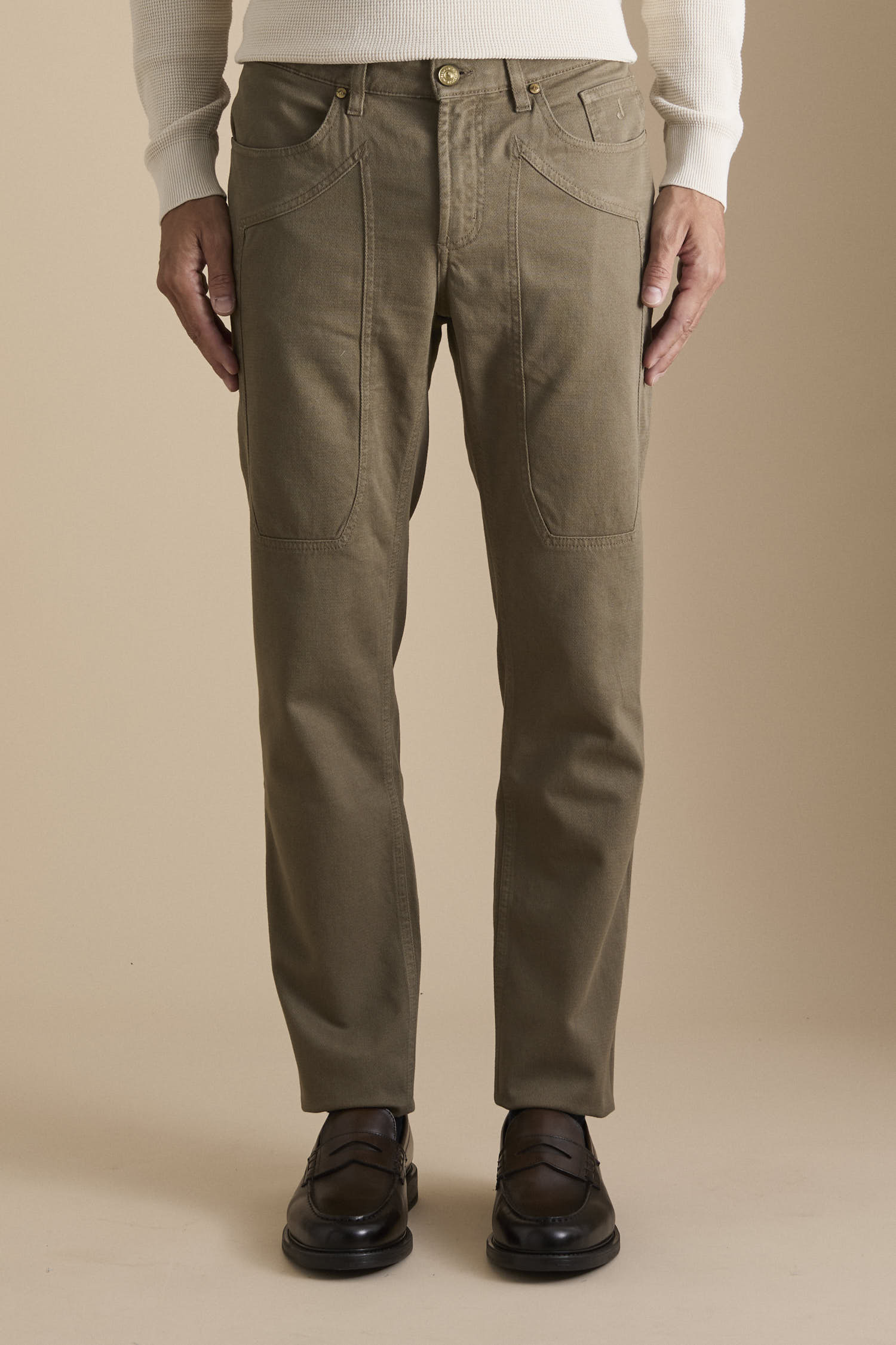 AI25JUPPA007JOHN001_ARMA004_7008_465