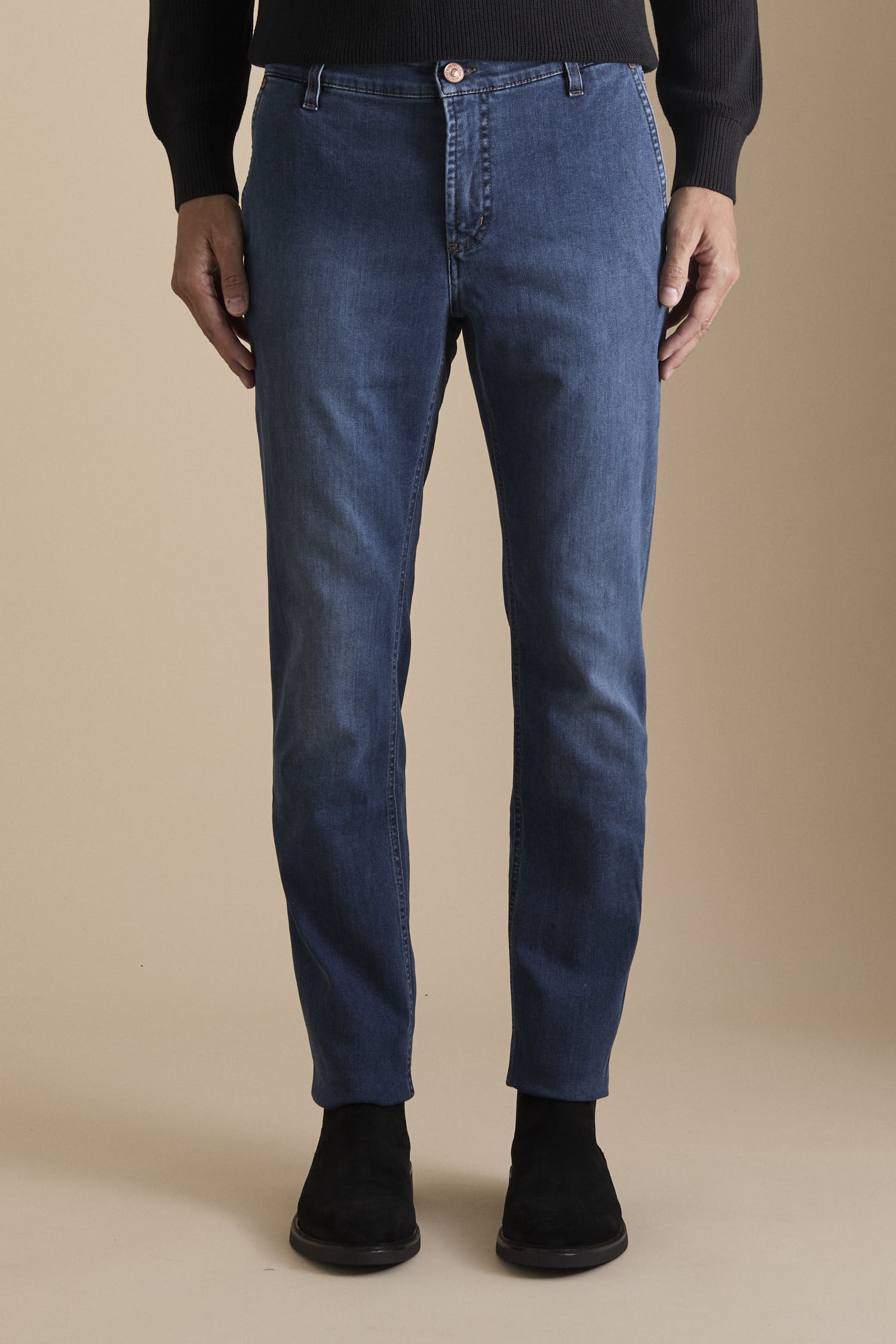 AI25JUPPA014JULIU001_DENI043_D111_267