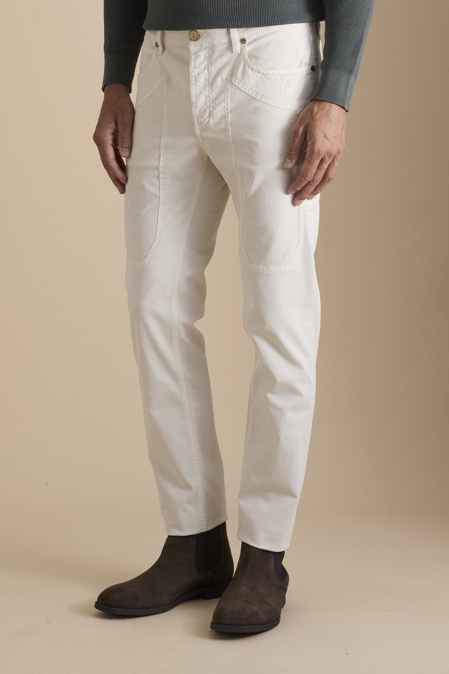 AI25JUPPA037JAX001_GABA001_7054_510