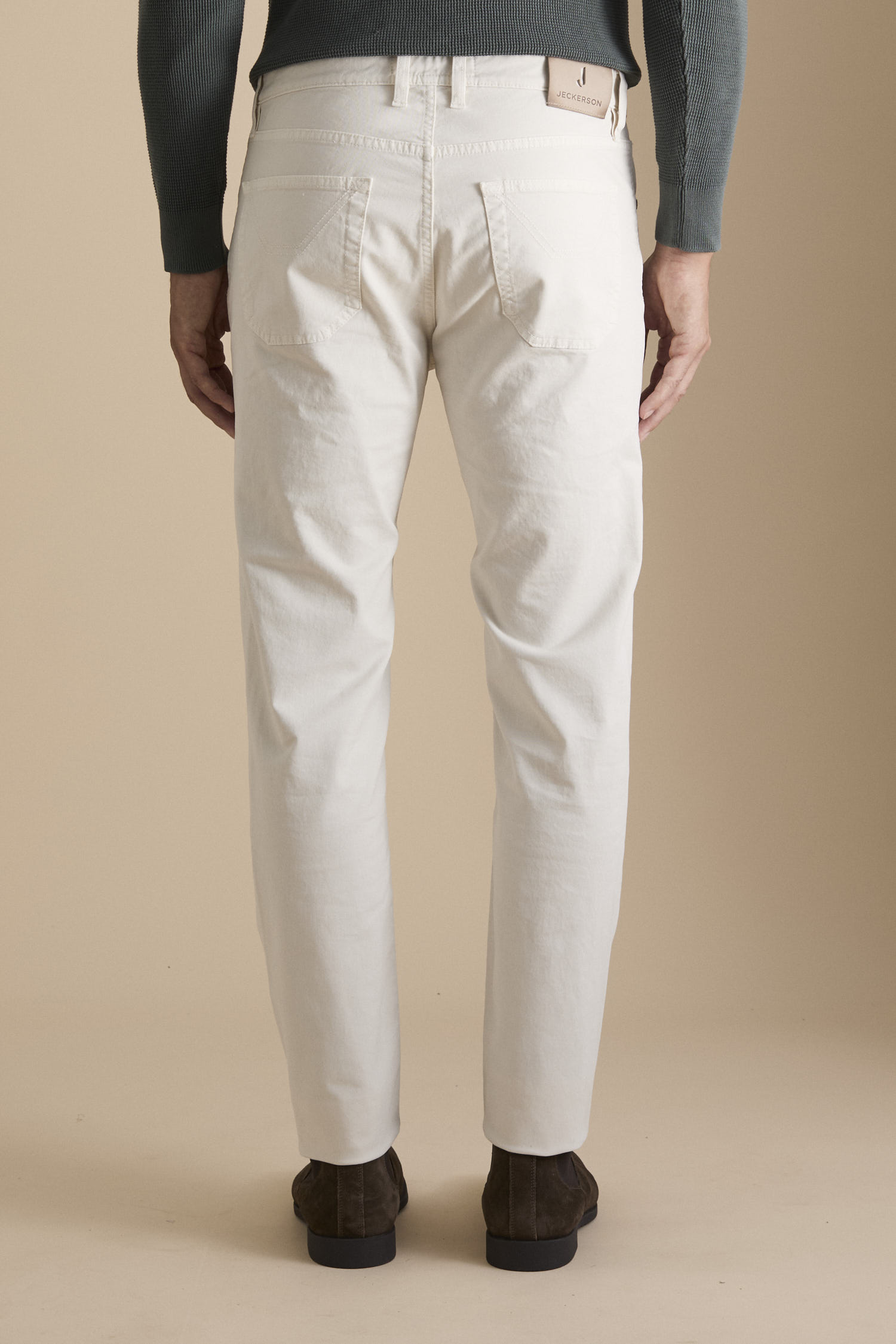 AI25JUPPA037JAX001_GABA001_7054_511