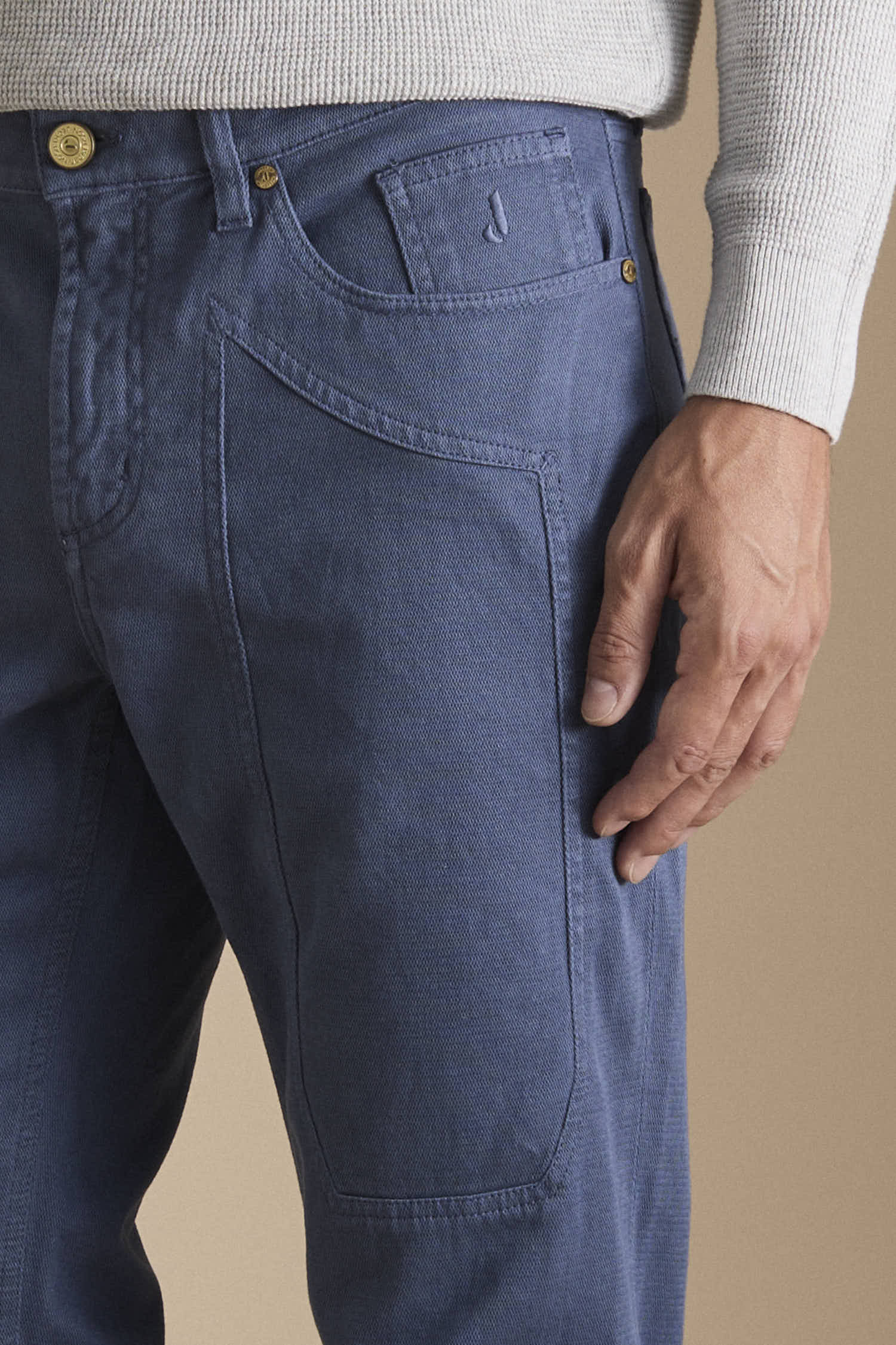 AI25JUPPA077JOHN001_ARMA004_4008_448