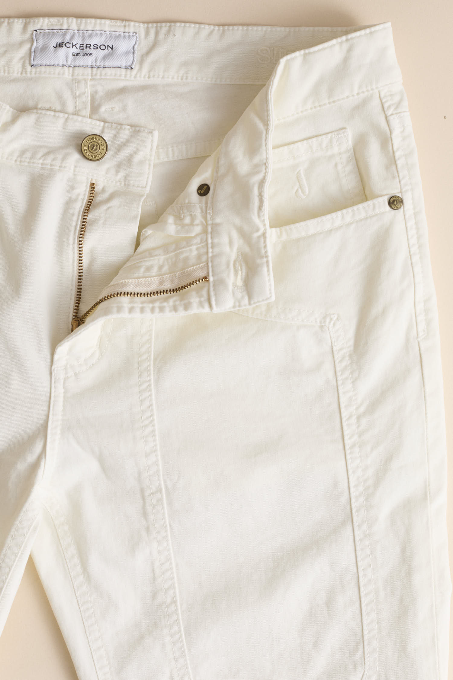 AI25JUPPA077JOHN001_GABA001_0012_630