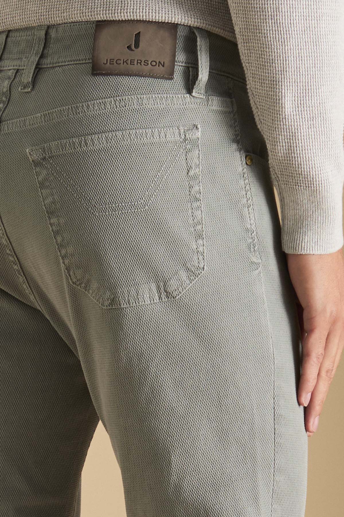 AI25JUPPA078JORDA001_ARMA014_6002_174