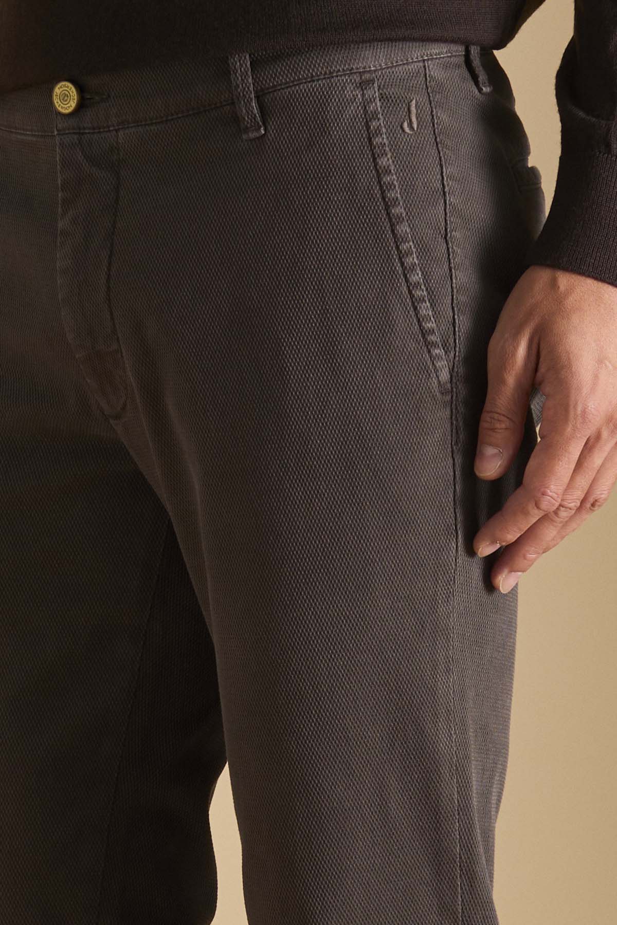 AI25JUPPA081JACK001_ARMA014_7000_151