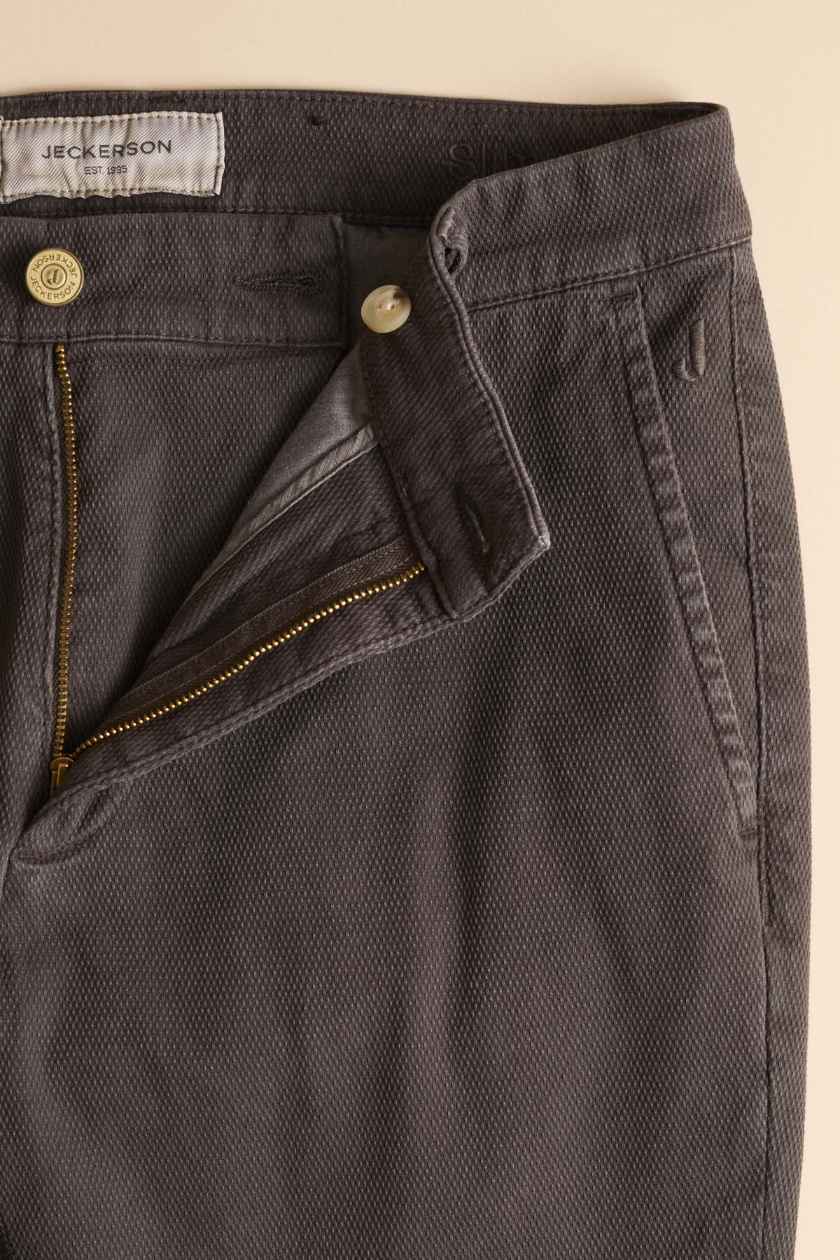 AI25JUPPA081JACK001_ARMA014_7000_195