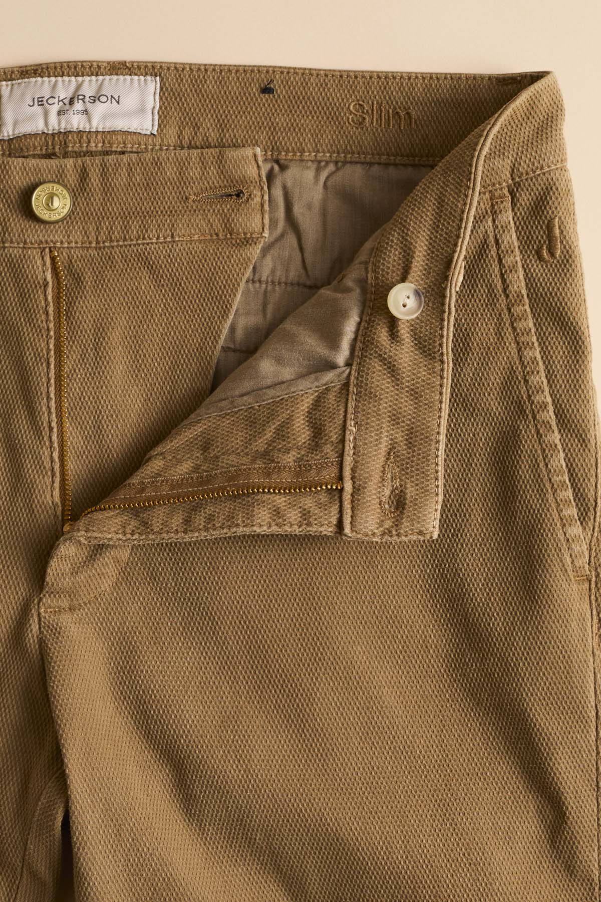 AI25JUPPA081JACK001_ARMA014_7007_193