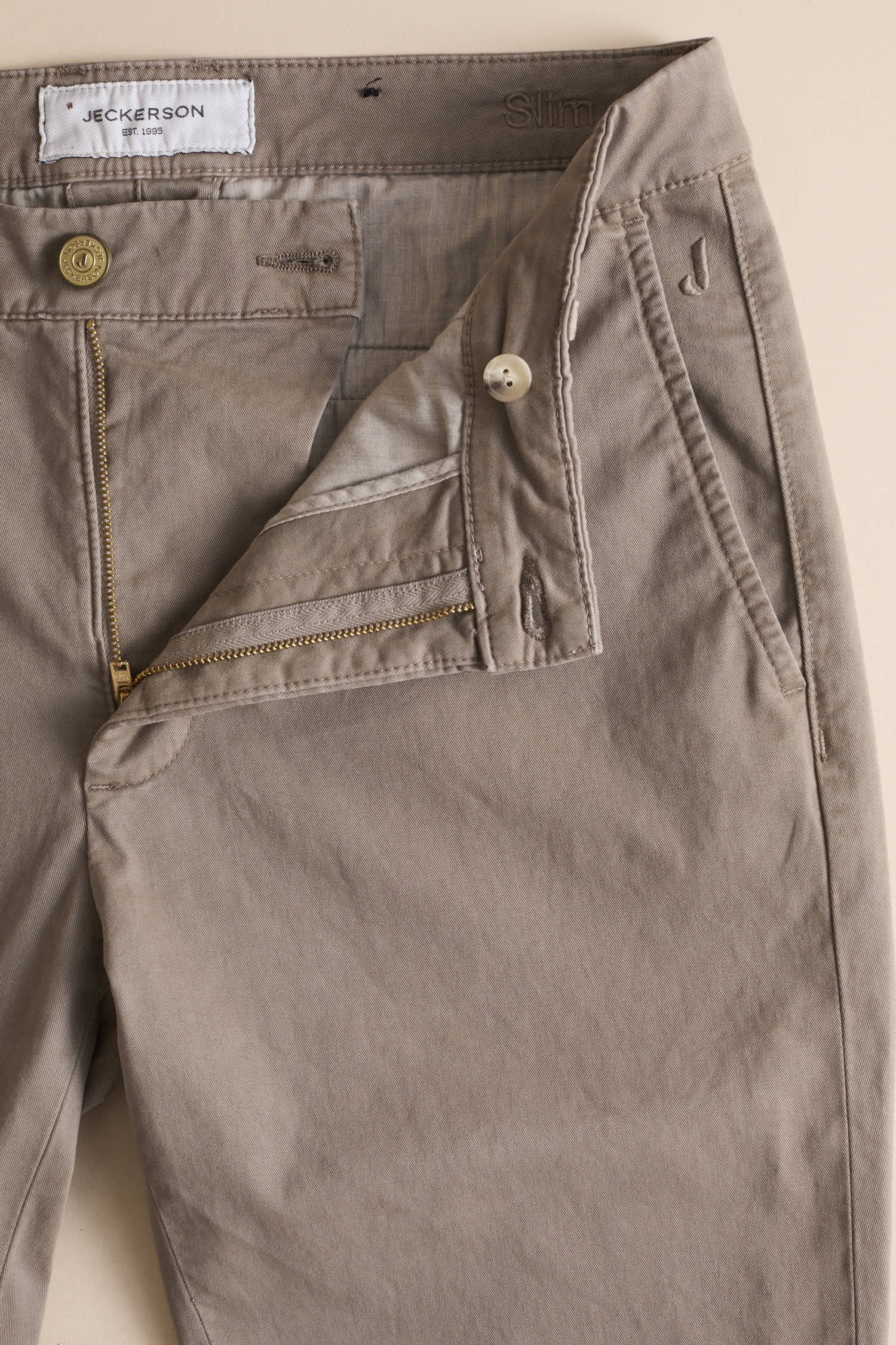 AI25JUPPA081JACK001_GABA001_7053_400