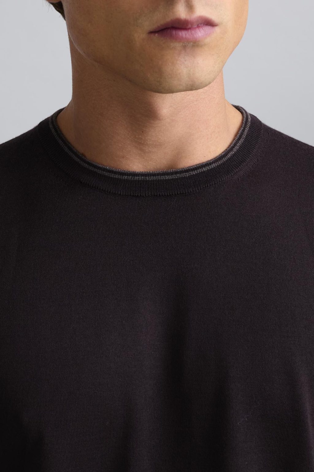 MAGLIONE - GIROCOLLO - LANA MARRONE