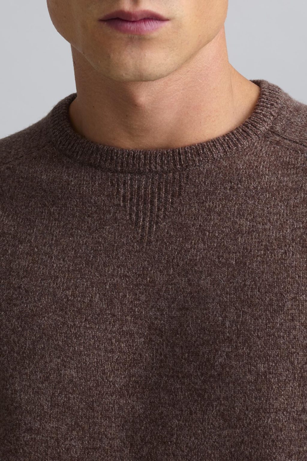 MAGLIONE - GIROCOLLO RAGLAN - LANA MARRONE MELANGE