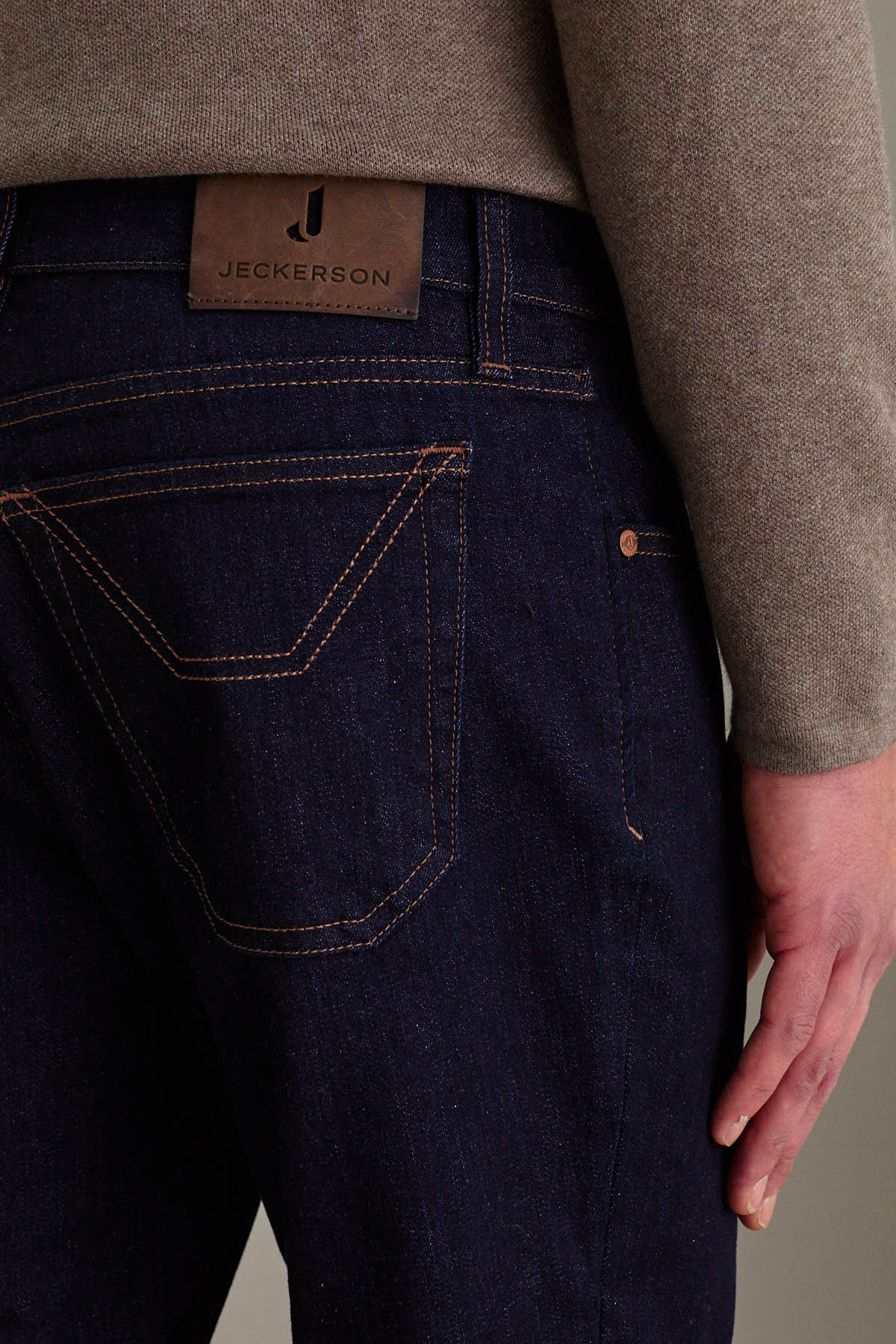 OLD_05_AI24JUPPA078JORDA001DNDTFDENI021D003_127