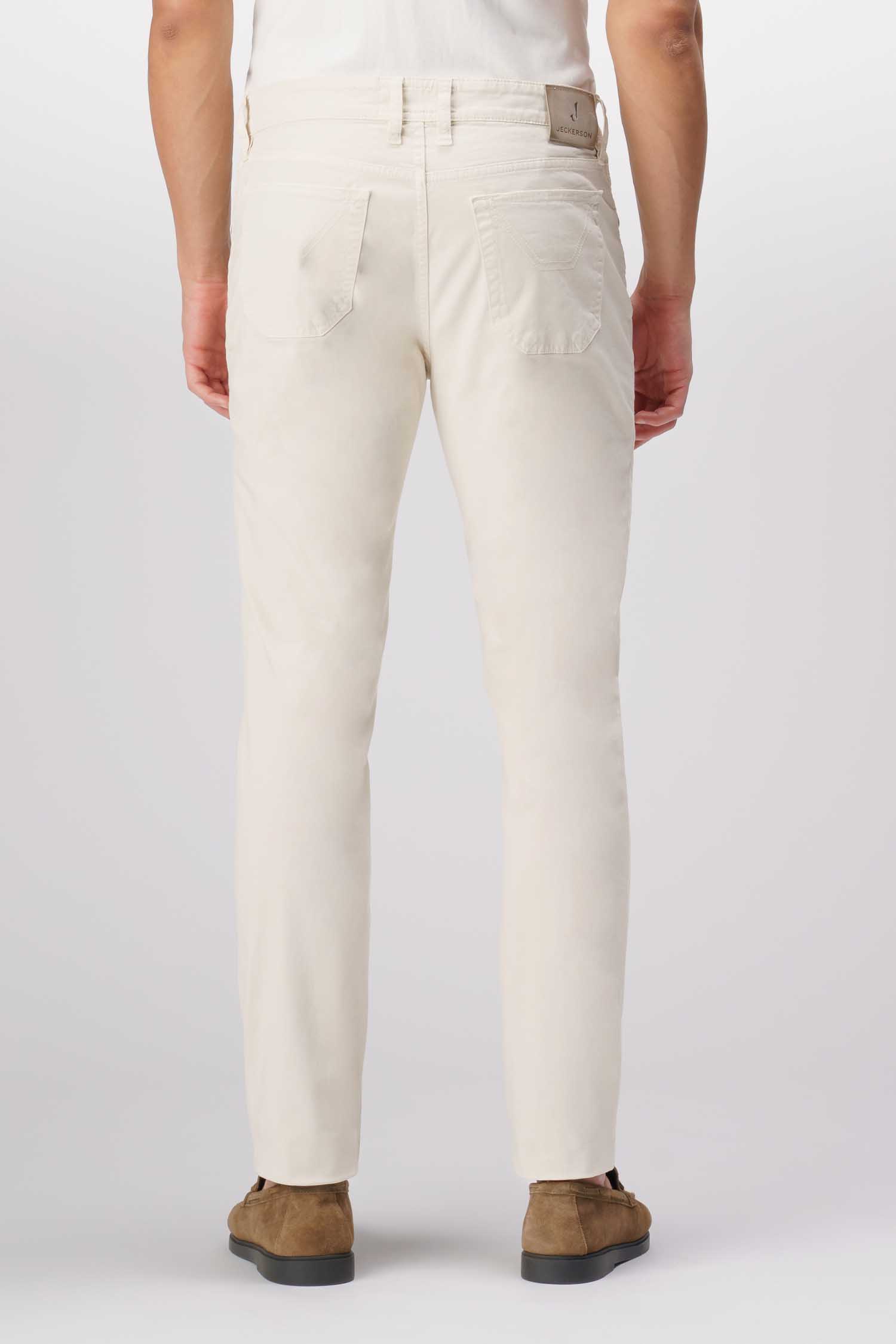 PE24JUPPA077JOHN002_CTCPTGABA006_7054_0023