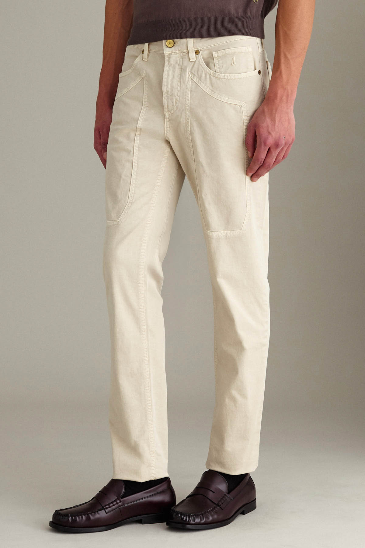 PE26_022_PE26JUPPA077JOHN001CTCPTGABA006U0307054_367